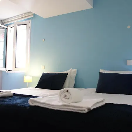 ゲストハウス Quebra Luz コインブラ