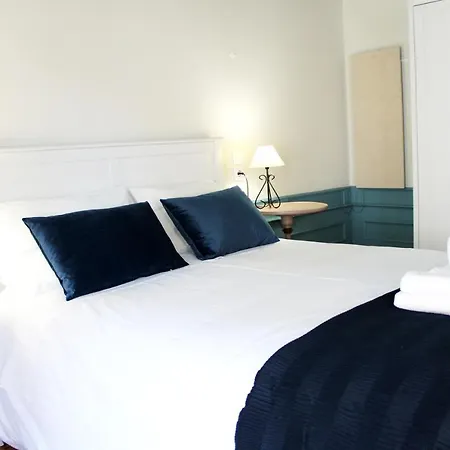 Quebra Luz Gæstehus 4*